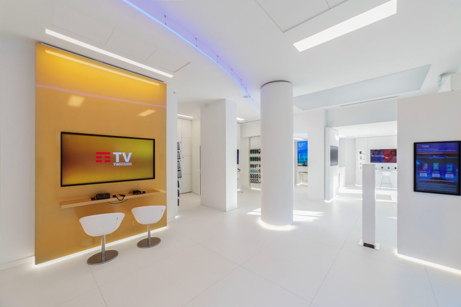 Lococo Tim Roma 12 Custom 1536x1024