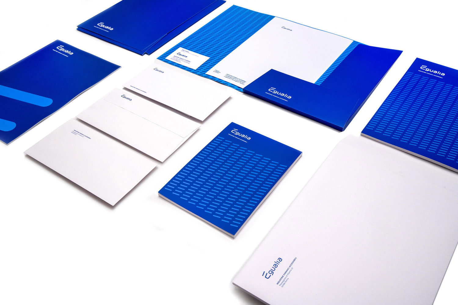 EGUALIA Cartaceo